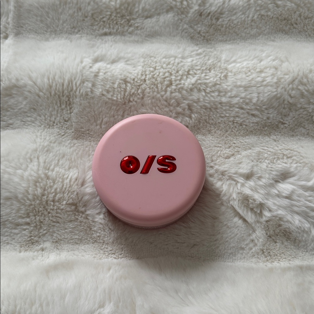 One/Size Ultimate Setting Powder in Ultra Pink